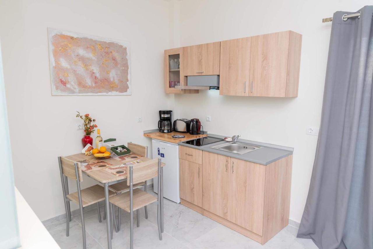 As Alesias Suites.Room 12. Rhodes City Εξωτερικό φωτογραφία